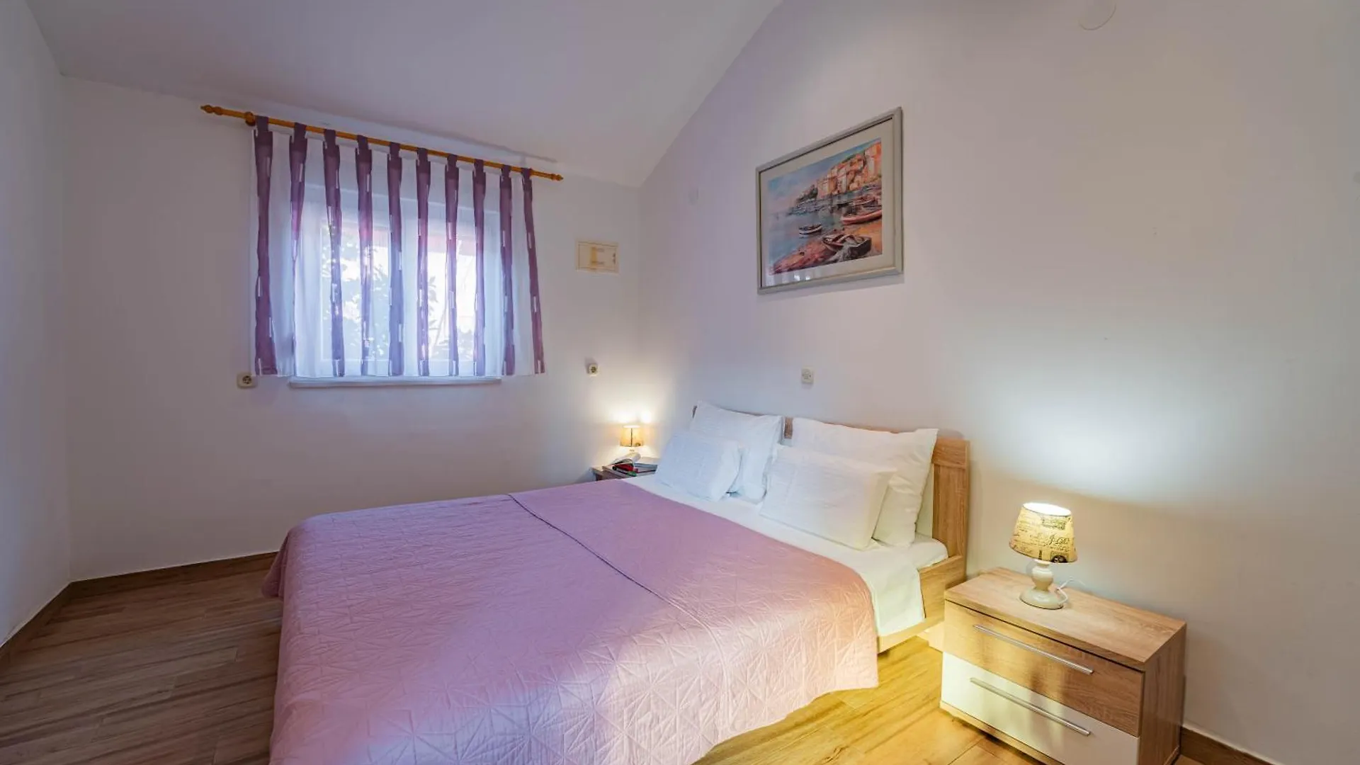 Garden House Kablar Villa Pula 0*,  Croatia