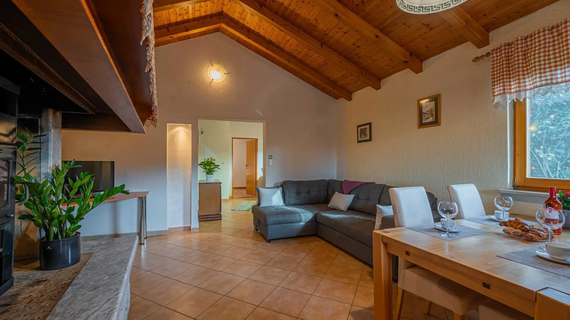 Garden House Kablar Villa Pula 0*,